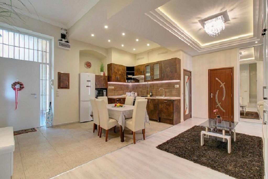 Super Central Apartment 布达佩斯 外观 照片
